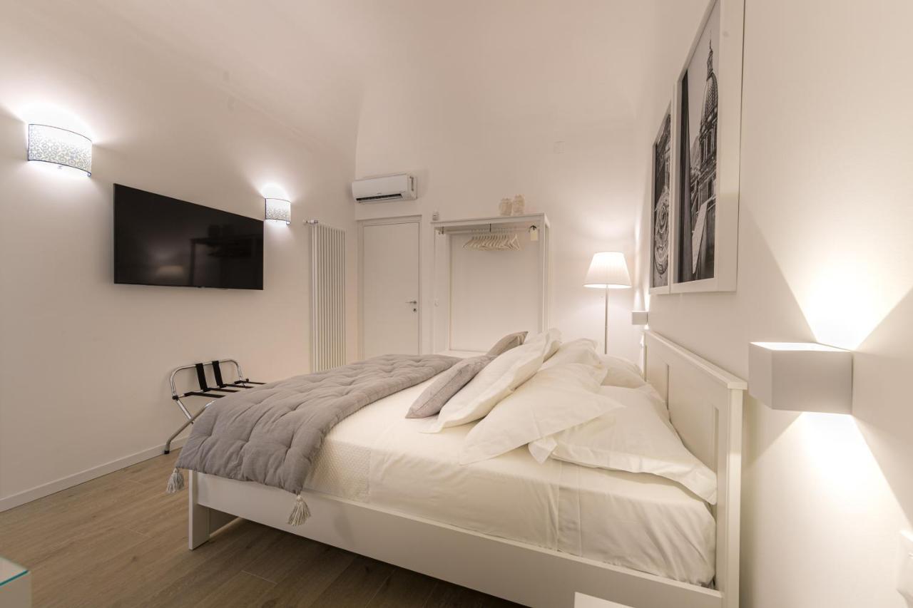 La Home42 Suite Palermo Exterior photo