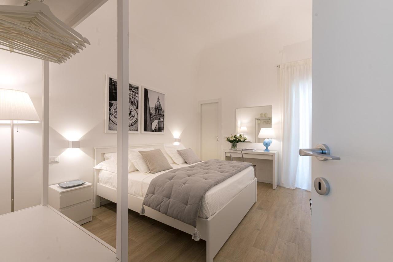 La Home42 Suite Palermo Exterior photo